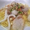 บะหมี่แคะแห้ง แห้งจริงๆ ต้องมีน้ำซุปด้วยจะดี เส้นเล็กละเอียดชอบมากๆ ^^40฿