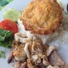 รวมมิตรทอดกระเทียม+ไข่ดาว