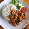 ข้าวราดผัดพริกแกงหมู