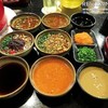 น้ำจิ้มมีให้เลือกสะใจถึง 7 สูตรด้วยกัน