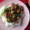 ข้าวผัดกระเพราหมูกรอบ