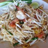 ผัดไทยกุ้งสด