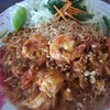 ผัดไทยวุ้นเส้นกุ้ง ใส่พริกสด