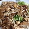 ก๋วยเตี๋วคั่วไก่ร้านนี้คือซีอิ๊วไก่นั่นเอง