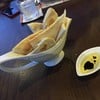 ขนมปังพร้อมน้ำมันมะกอก