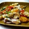 หมึกผัดไข่เค็ม 70.-