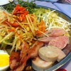 ส้มตำมาในถาด