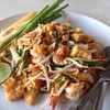ผัดไทกุ้งสดตัวใหญ่ๆ 60 บาท