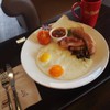 Mrs Wicket's OL' fashioned English Breakfast & Americano (245.-)