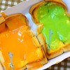 ขนมปังปิ้งเนย-สังขยาสีส้มนมสดและสังขยาใบเตย (ชุดละ 30 บาท)