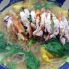 บะหมี่เกี๊ยวน้ำหมูกรอบ