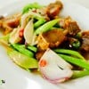 ยำหมูกรอบ