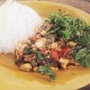 กระเพาไก่ ไข่เยี่ยวม้า