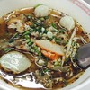 เล็กยำ