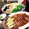 เป็ดย่างกับชุดผักเพื่อสุขภาพ