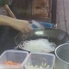 ผัดไทยยายแดง (เตาถ่าน)