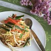 หมี่กรอบ