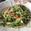 ยอดอ่อนทานตะวันผัดน้ำมันหอย