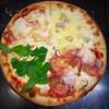 Pizza With Lemon Tea