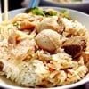 ข้าวหน้าน้ำตกลูกชิ้นหมูสดเปื่อย. (ตามใจผม)