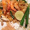 ผัดไทกุ้งสด 80-
