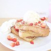 Strawberry French Toast With Maple Syrup