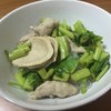 วุ้นเส้นต้มยำก่อนเทน้ำซุป