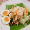 ตำกุ้งสดไข่มะตูมเส้นหลวงพระบาง