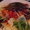 ส้มตำปูม้า  ตัวส้มตำอร่อยเส้นกรอง แต่ปูดองจนเค็มรสชาดเดียวกับน้ำปลาเลย