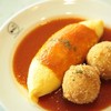 ข้าวห่อไข่หน้าครีมโคโรเกะราดซอสมะเขือเทศ