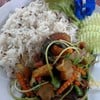 ข้าวกระเพราหมูกรอบ ไข่เยี่ยวม้า
