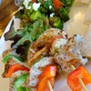 Chicken Shish (180.-) - ไก่ย่างที่หมักกับเครื่องเทศ สไตส์เมดิเตอร์เรเดียน 