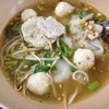 ก๋วยเตี๋ยวลูกชิ้นหมู