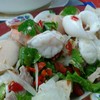 ยำรวมมิตร 100 บาทกุ้งตัวโตมาก