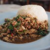 ข้าวกระเพราหมูสับ 35 บาท