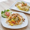 ส้มตำข้าวโพดปลากรอบ
