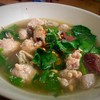ต้มเลือดหมูเครื่องแน่น แอบปรุงเปรี้ยวๆนิดนุง