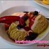 ไอศครีมชาเชียวเข้มถึงรส topping มีให้เลือกทั้งเบอรี่ ผลไม้อบแห้ง คาราเมล ฯลฯ