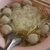 เส้นเล็กลูกชิ้น