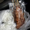 ข้าวเหนียว 5 บาท หมูไม้ละ 10 บาท