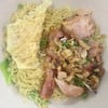 บะหมี่เกี๊ยวกุ้งแห้ง