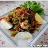 ยำถัวพูรสจัดจ้านดีครับ แต่ไข่ต้มมันเหมือนเอาไข่ต้มเก่าๆมาให้กินเลย