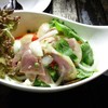 ยำขาหมูยัดใส้