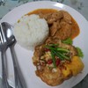 พะแนงไก่ + ยำไข่ดาว