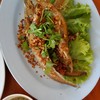 ปลาเนื้ออ่อนทอดกระเทียม 150 บาท (แล้วแต่น้ำหนัก)