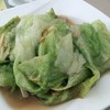 ผัดผักกาดแก้ว มีกลิ่นแปลกๆ ไม่รู้จากกระเทียมหรือน้ำมันหอย