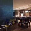 ในร้าน ห้องแอร์ ผนังคริสทัลสวย