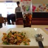 ชุดโดนใจ (ข้าวยำไก่แซ่บ + เป๊บซี่) 69 บาท