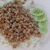 ข้าวราดหมูสับทอดกระเทียม
