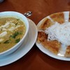 เขียวหวานเข้มข้น ปูเต็มคำ กินกับขนมจีนและแผ่นโรตี อร่อยลงตัว